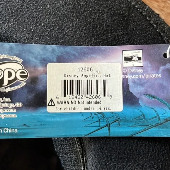 NWT Pirates of Caribbean Angelica Hat by Disney with Feather #42606 - Picture 10 of 10